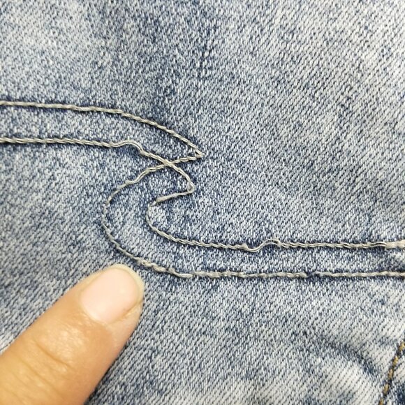 Silver Jeans Womens 31 Calley Skinny Mid Rise 25" Crop Shaping Frayed Hem *Read* - Picture 13 of 16